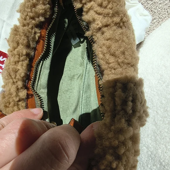 STAUD Tan Natural Bean Shearling Shoulder Bag - Picture 10 of 14